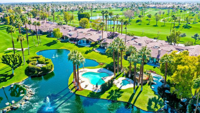 136 Deer Spring Way, Palm Desert, CA 92211
