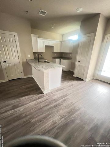 11318 Clearmine St Unit 103, San Antonio, TX 78224