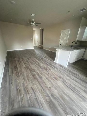 11318 Clearmine St Unit 103, San Antonio, TX 78224