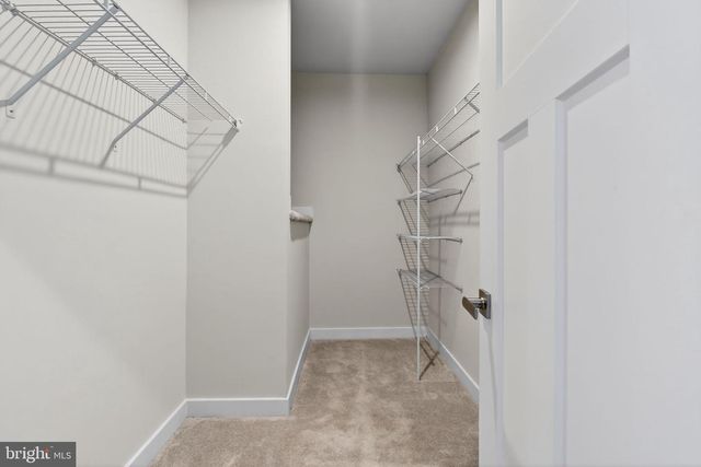 100 LAWNDALE DR, Bowie, MD 20716