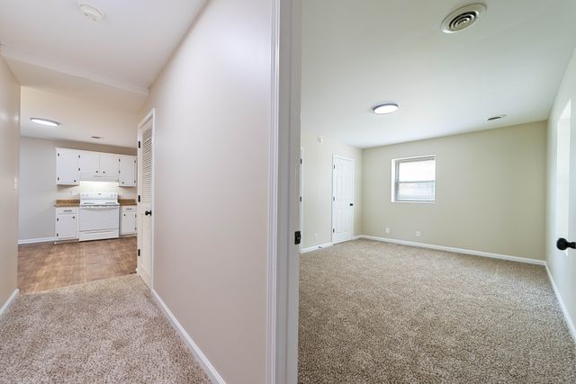 510 Hietts Ln Apt B, Clarksville, TN 37043