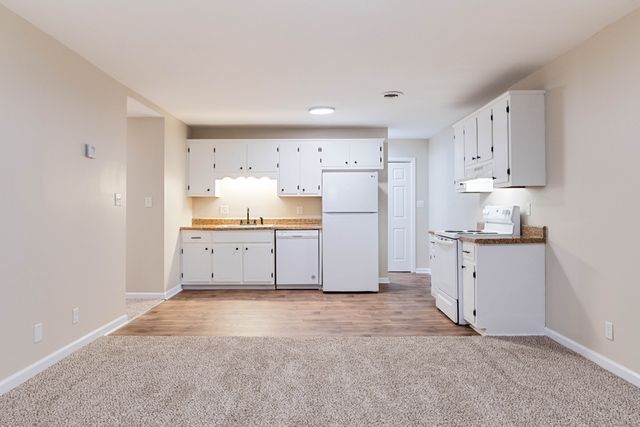 510 Hietts Ln Apt B, Clarksville, TN 37043