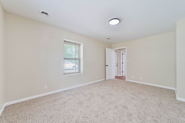 510 Hietts Ln Apt B, Clarksville, TN 37043