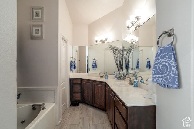 576 S FIESTA DR, Ivins, UT 84738