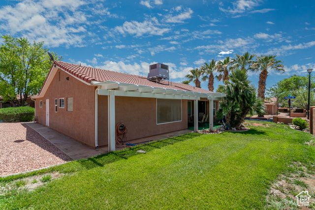 576 S FIESTA DR, Ivins, UT 84738