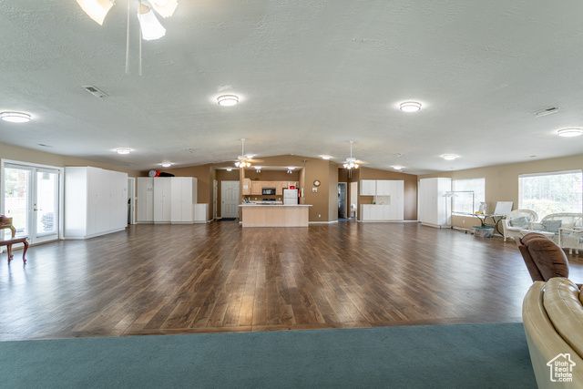 576 S FIESTA DR, Ivins, UT 84738