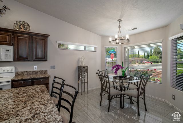 576 S FIESTA DR, Ivins, UT 84738