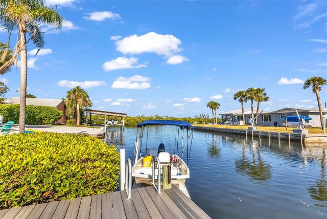 1495 S MARYKNOLL ROAD, Englewood, FL 34223