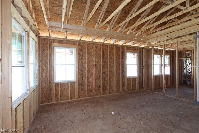 2458 Merriment Drive, Amherst, OH 44001