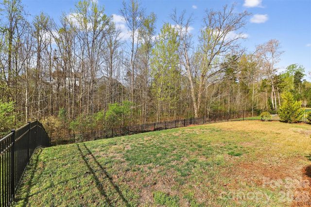 3851 Longmore Lane, Kannapolis, NC 28081