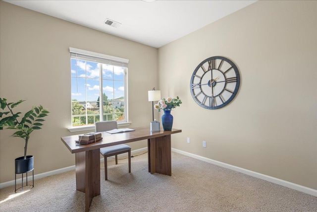 935 Oak Brook Way, Gilroy, CA 95020