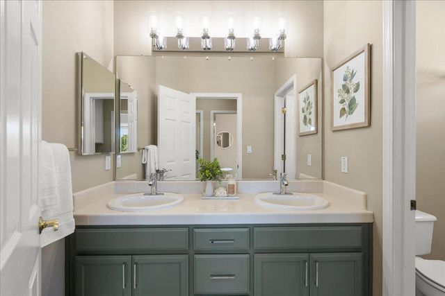 935 Oak Brook Way, Gilroy, CA 95020