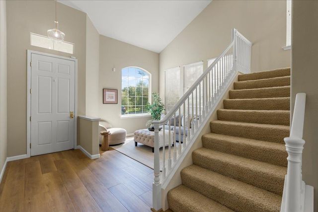 935 Oak Brook Way, Gilroy, CA 95020