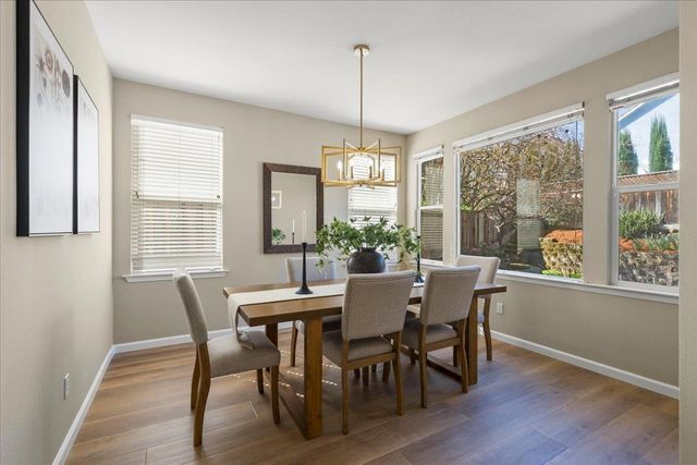 935 Oak Brook Way, Gilroy, CA 95020