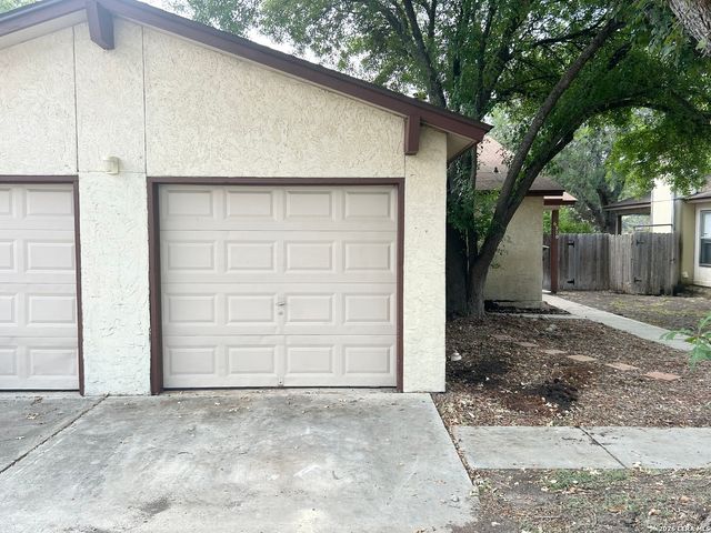 6310 Waddesdon Wood, San Antonio, TX 78233