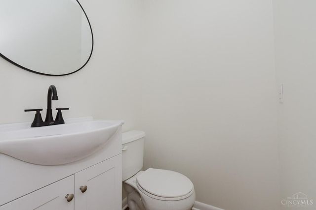 4008 Lisa Lane, Middletown, OH 45042