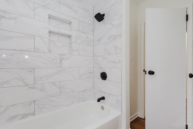 4008 Lisa Lane, Middletown, OH 45042