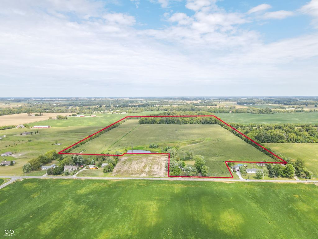 596 W 100 N, Greenfield, IN 46140