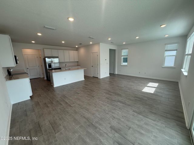 6850 RHAPSODY Road, Jacksonville, FL 32244