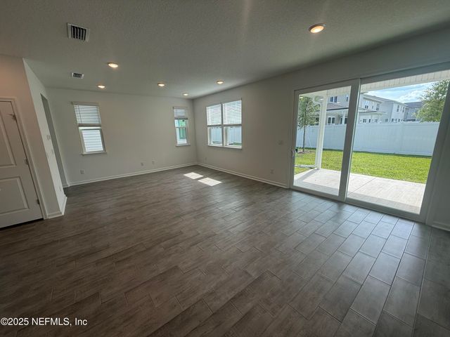 6850 RHAPSODY Road, Jacksonville, FL 32244