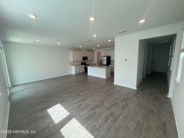 6850 RHAPSODY Road, Jacksonville, FL 32244