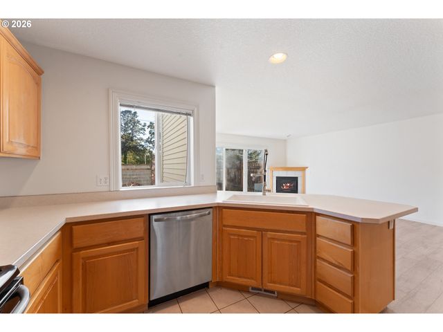14496 Nw ALTA Ln, Portland, OR 97229