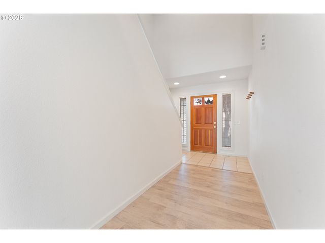 14496 Nw ALTA Ln, Portland, OR 97229