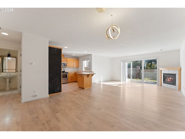 14496 Nw ALTA Ln, Portland, OR 97229