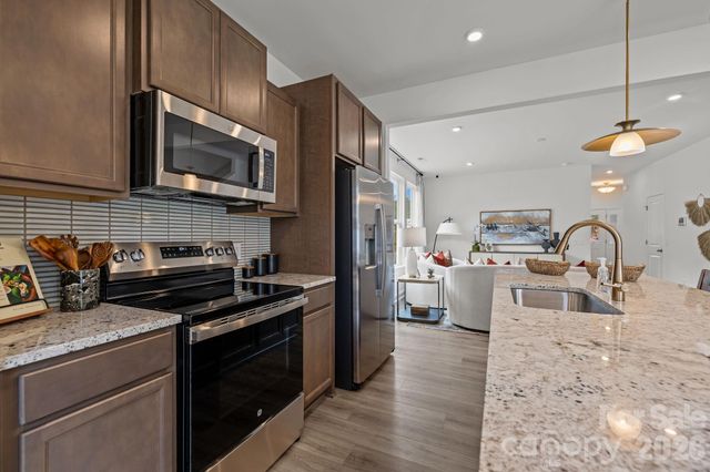 2218 Gladwyne Place, Charlotte, NC 28269