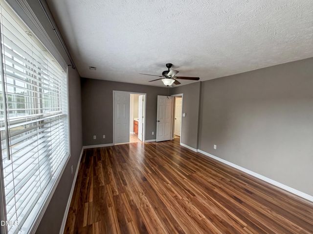 4565 Canasta Court, Hope Mills, NC 28348