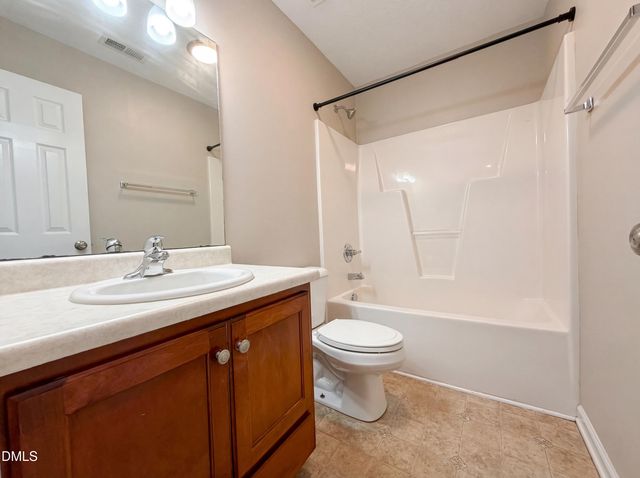 4565 Canasta Court, Hope Mills, NC 28348