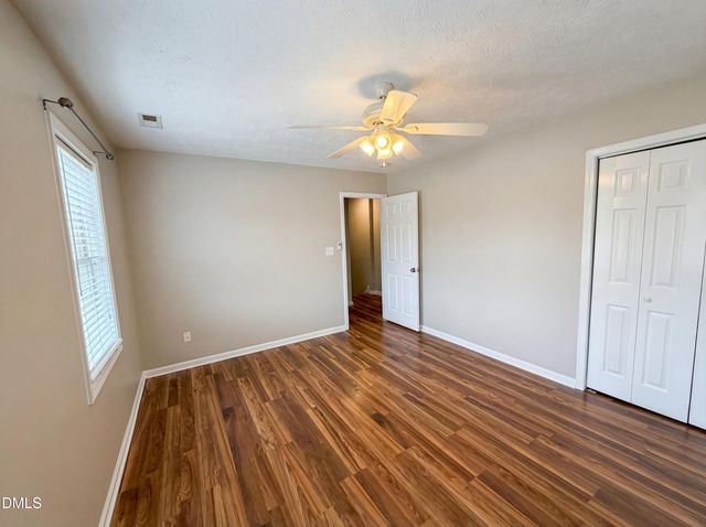 4565 Canasta Court, Hope Mills, NC 28348