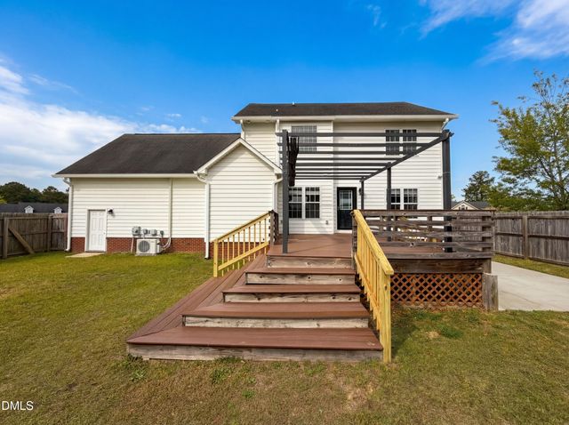 4565 Canasta Court, Hope Mills, NC 28348