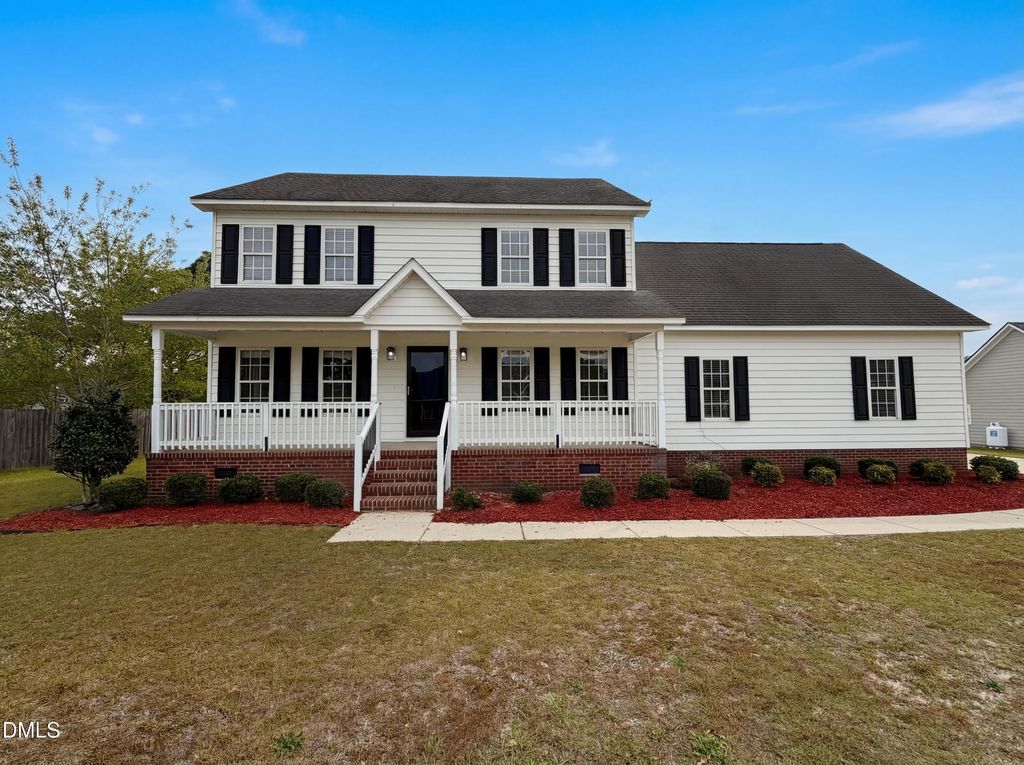 4565 Canasta Court, Hope Mills, NC 28348