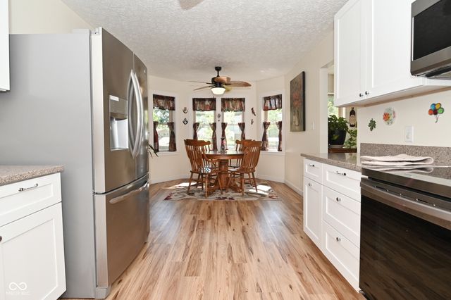 175 Mill Springs, Coatesville, IN 46121