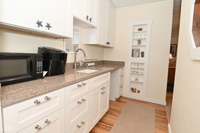 175 Mill Springs, Coatesville, IN 46121