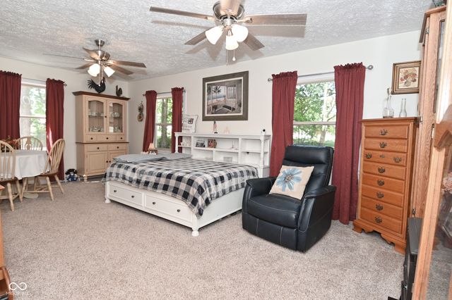 175 Mill Springs, Coatesville, IN 46121