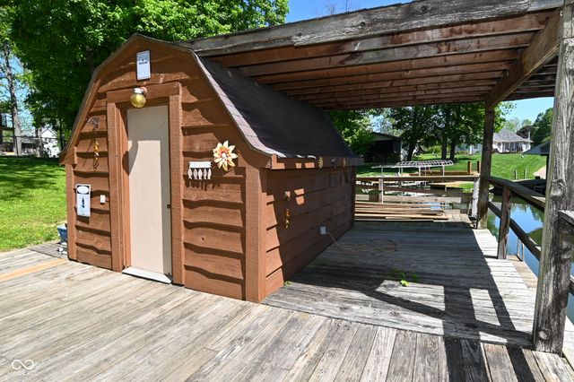 175 Mill Springs, Coatesville, IN 46121