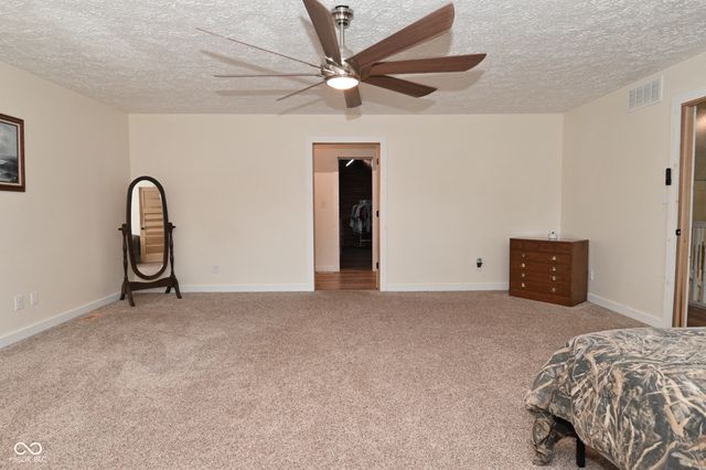 175 Mill Springs, Coatesville, IN 46121