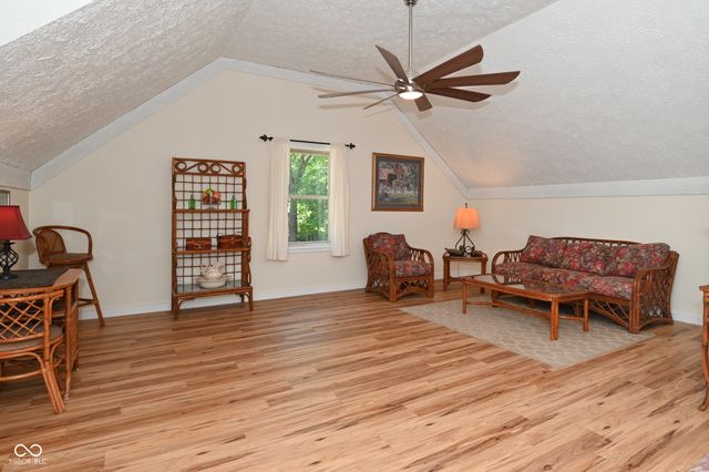 175 Mill Springs, Coatesville, IN 46121