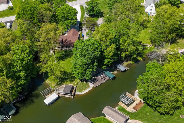 175 Mill Springs, Coatesville, IN 46121