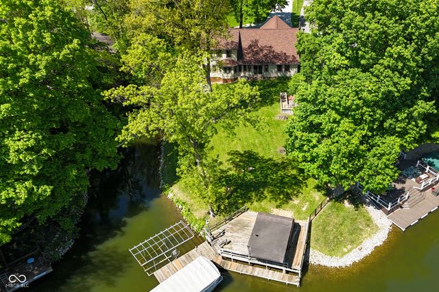 175 Mill Springs, Coatesville, IN 46121