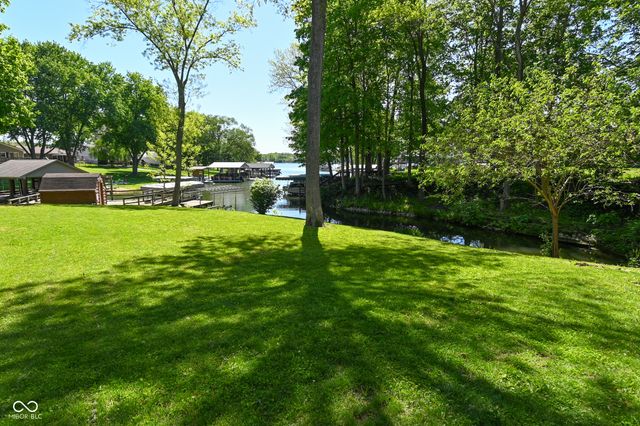 175 Mill Springs, Coatesville, IN 46121
