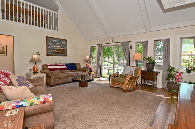 175 Mill Springs, Coatesville, IN 46121