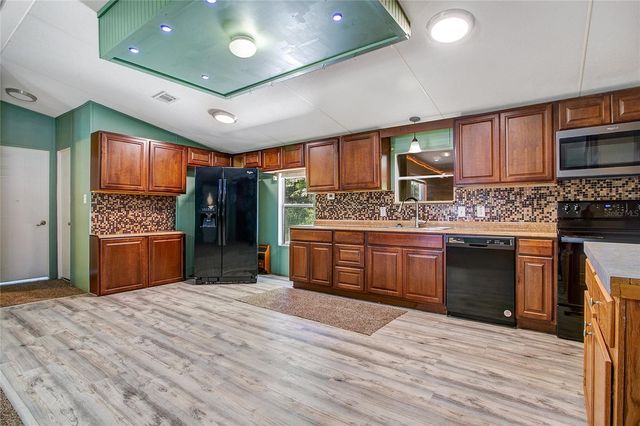 16905 SUGAR BERRY LANE, Montverde, FL 34756
