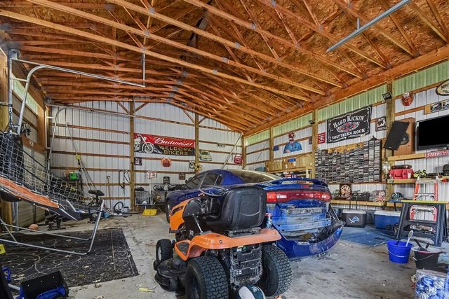 10731 Eastern Avenue, Wayland, MI 49348
