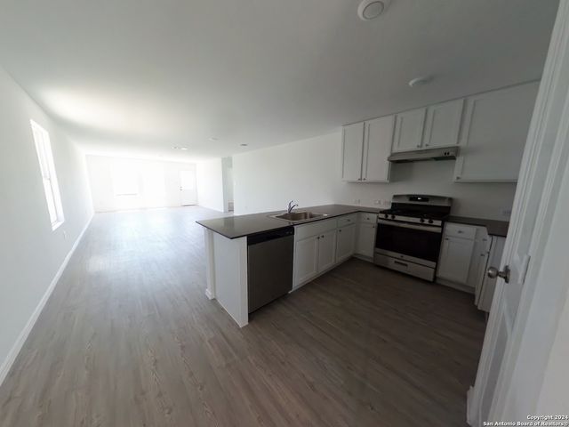 714 Paul Canyon, San Antonio, TX 78245