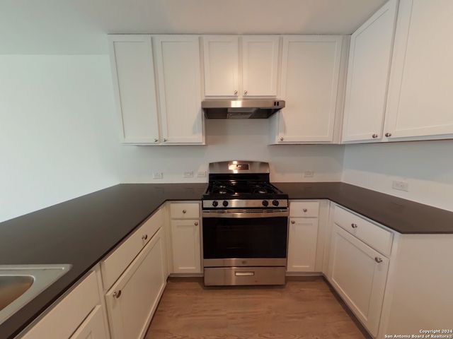 714 Paul Canyon, San Antonio, TX 78245