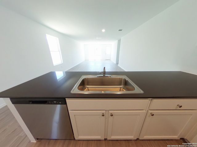 714 Paul Canyon, San Antonio, TX 78245