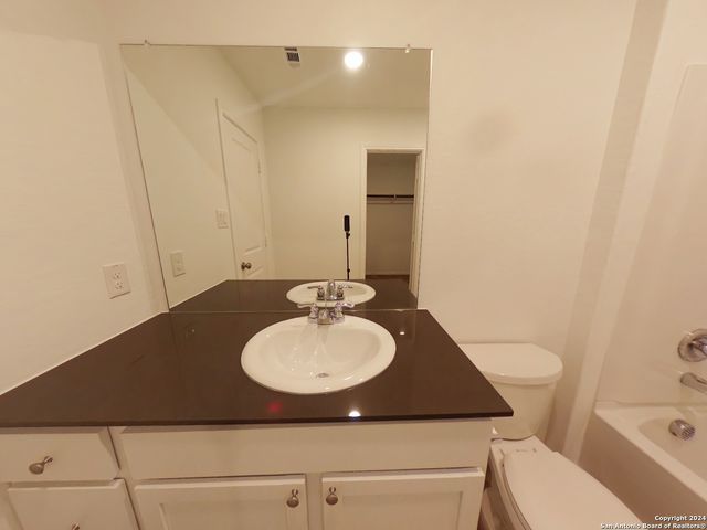 714 Paul Canyon, San Antonio, TX 78245